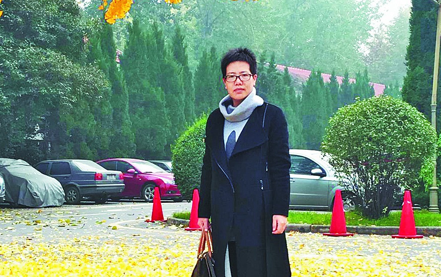 曹小红老师.jpg